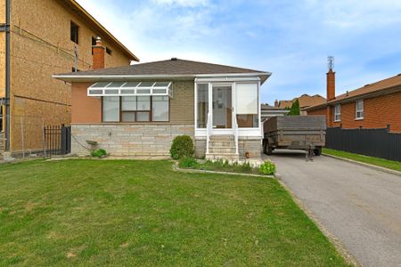For Lease - 58 Gilley Road, Toronto, Ontario - Photo 4