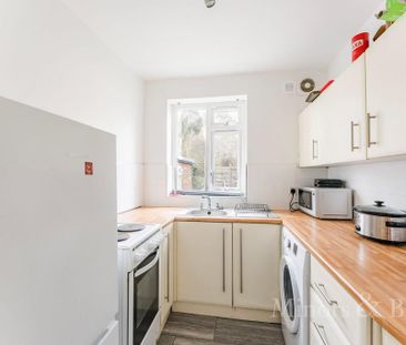 2 bedroom ground floor flat to rent - Photo 6