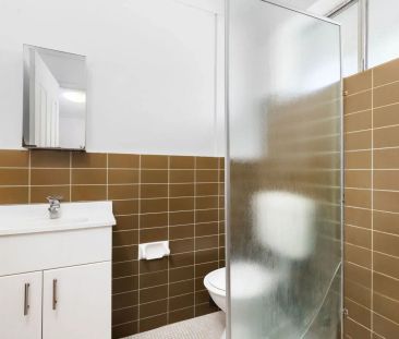 Conveniently Located One-Bedroom Apartment in West Ryde - Photo 6