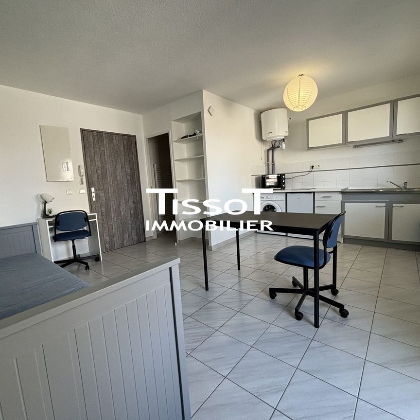 Location Appartement 1 pièce 24m² NIMES 30900 - Photo 1
