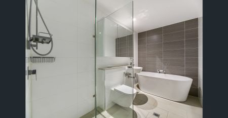 Stunniung Two Bedroom North aspect Apartment - Photo 4