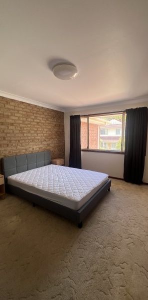 Quality 2 bedroom unit in sort after location - Photo 1