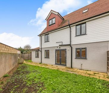 5 bedroom detached house to rent - Photo 1