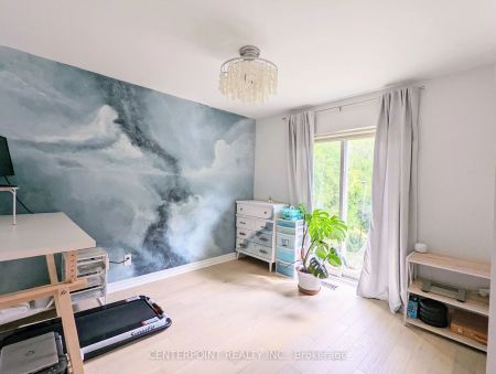 Detached Home For Lease | N9235799 - Photo 3
