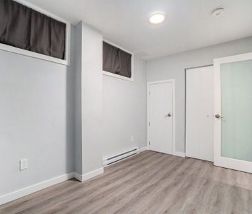 For Lease - 1675 Baseline Road Unit# B, Belair Park - Copeland Park... - Photo 6