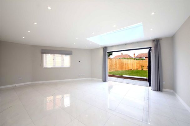 2 bedroom house to rent - Photo 1