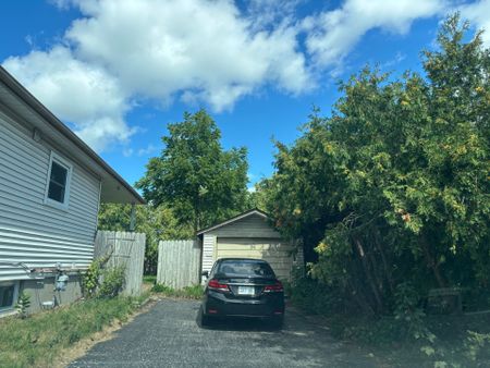 For Lease - 94 Taunton Road Unit# Bsmt, Oshawa, Ontario - Photo 2