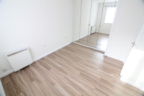 2 bedroom house to rent - Photo 1