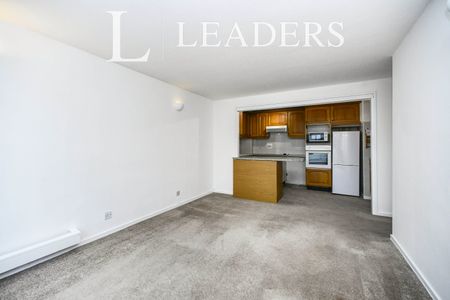 2 bedroom apartment to rent Ashdown, Eaton Road, Hove, BN3 - Photo 2