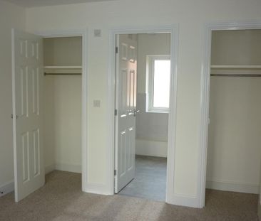 4 bedroom detached house to rent - Photo 1