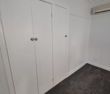 East Brisbane - Photo 1