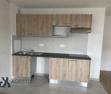 Location Appartement 3 pièces 62m² MOISSY CRAMAYEL 77550 - Photo 4