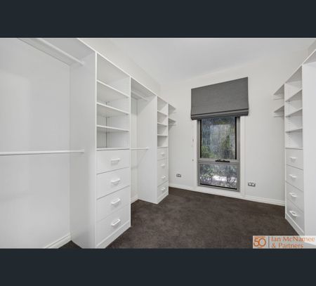 31 Aspen Rise, Jerrabomberra, NSW 2619 - Photo 4