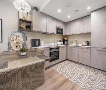 Maidenhead, Berkshire, SL6 - Photo 4