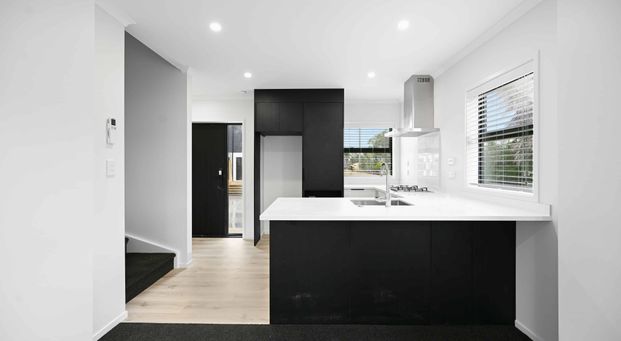 3/8 Ngaere Avenue - Photo 1