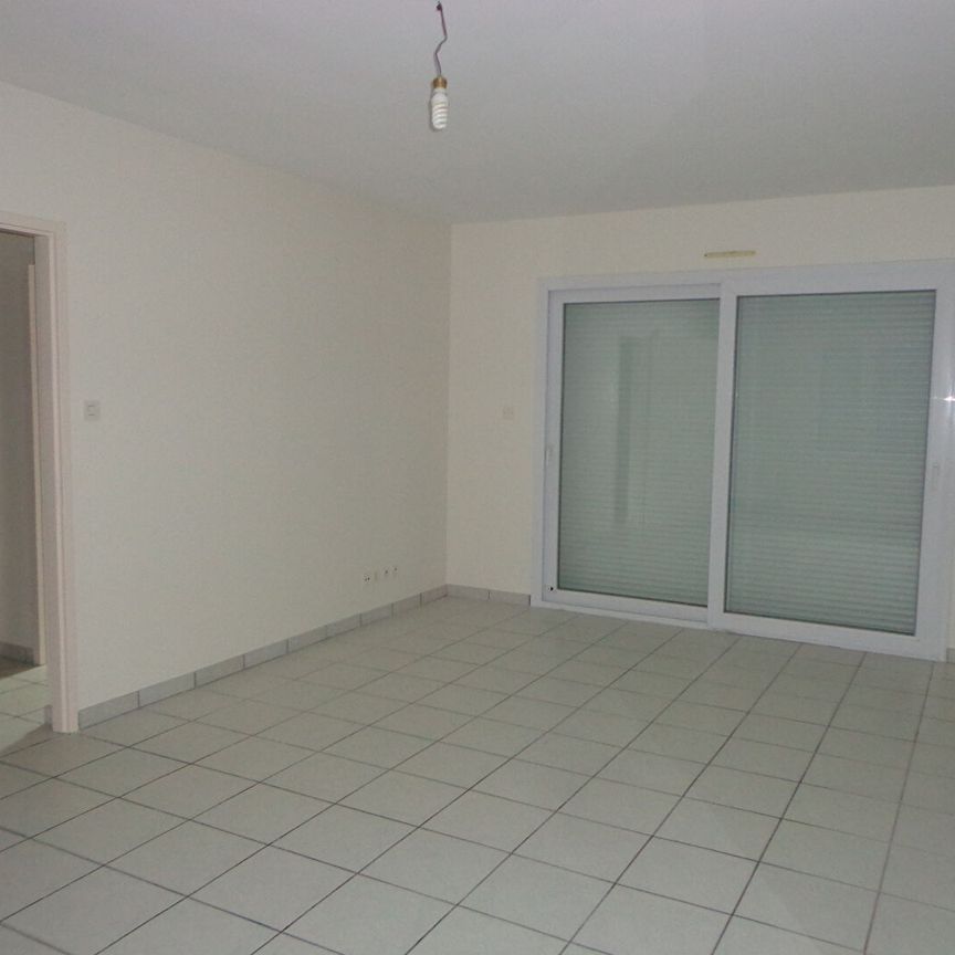 Location Appartement 3 pièces 66m² - Photo 1