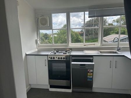 Great Kingsland Villa - Photo 3