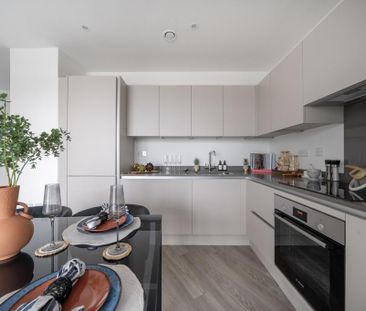 2 bedroom flat to rent - Photo 3