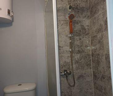 1 Bed Flat, Woodchurch Lane, CH42 - Photo 2