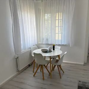 Helle Gemeindewohnung Nähe Handelskai | 36,47 m² | Lift, Keller & teilw. Donaublick - Photo 1