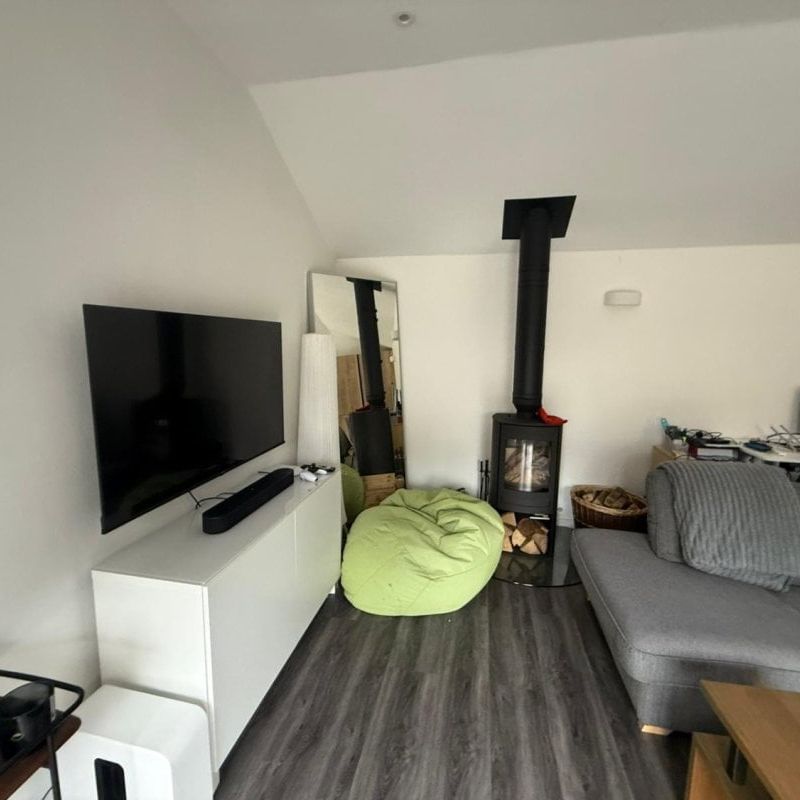 Studio, Stevenson Crescent, Poole - Photo 1