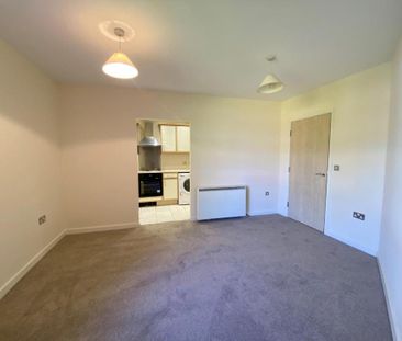 2 bedroom apartment to rent - Photo 2