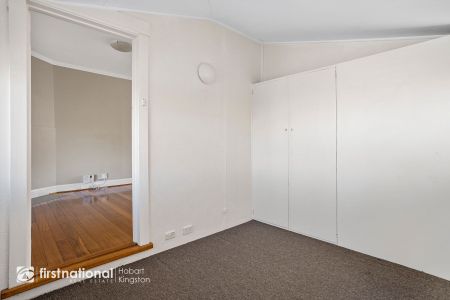 2/88 Regent Street, 7005, Sandy Bay Tas - Photo 2