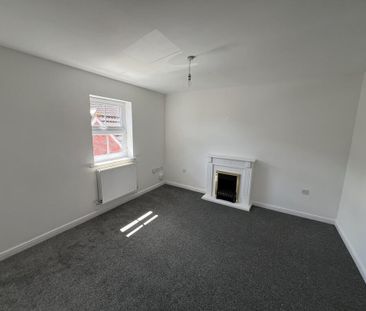 2 bedroom coach house to rent - Photo 4