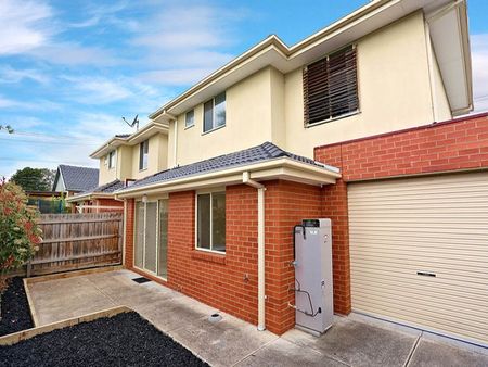 56 Blake Street, Reservoir - Photo 3