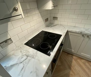1 Bed Flat, St. Johns Lane, BS3 - Photo 6