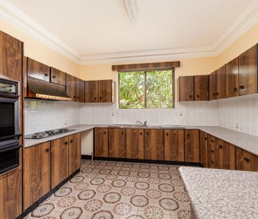 Coastal Living with Urban Convenience - 6 Month Lease Only - Photo 2