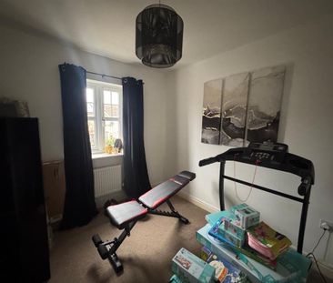 3 bedroom end of terrace house to rent - Photo 5