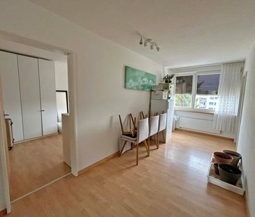 3 ½-Zimmerwohnung mit neuwertiger Küche - Foto 1