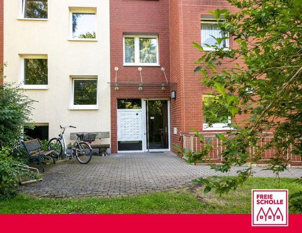 Hoch hinaus - Wohnen im 5.OG: Barrierearme 2-Zimmer-Wohnung mit Duschbad - "Freie Scholle eG" - Photo 1