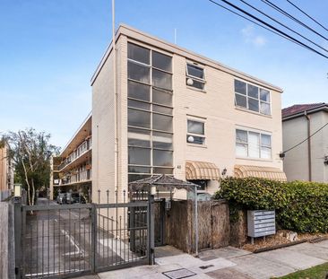 Perfect St Kilda East Pad - Photo 5