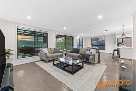 22 Hartland Drive, Cranbourne North VIC 3977 - House For Rent | Domain - Photo 5