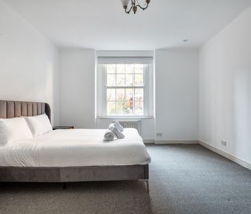 3 Bed Flat, North End House, W14 - Photo 6