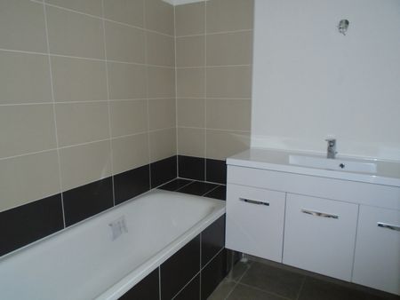 Location Maison 3 pièces 65m² CARPENTRAS 84200 - Photo 4