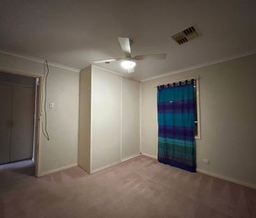 16 Domeyer Court, Port Augusta West - Photo 4