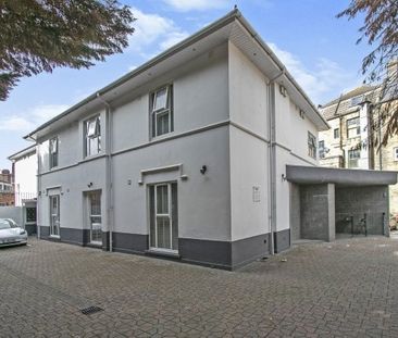 Wootton Gardens, Bournemouth - Photo 3