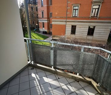 Schicke 2-Zimmer-Wohnung mit Balkon und Tiefgarage in Dresden-Striesen! - Foto 2