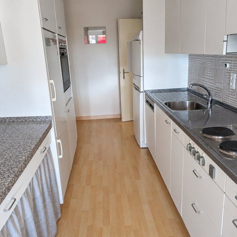 3.5 Zimmer, 99 m², 10. Stock - Photo 1