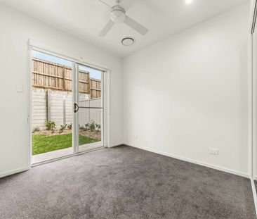 Vacant & Ready NOW! - Photo 2