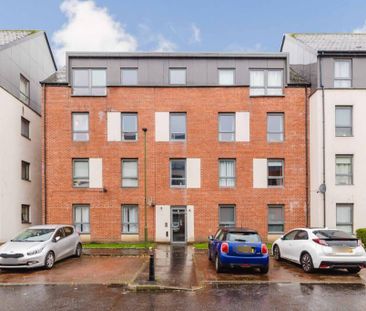 2 bedroom property to rent - Photo 1