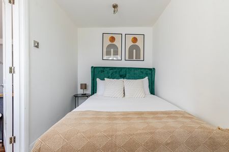 Hogarth Road - Photo 5