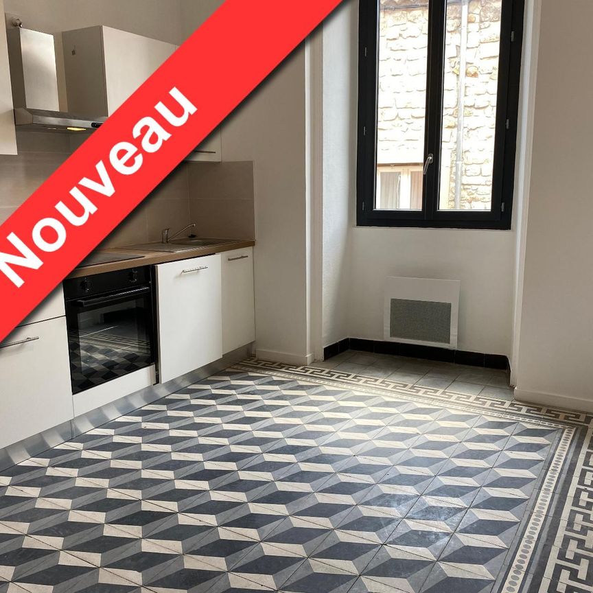 Location Maison 3 pièces 61m² RUOMS 07120 - Photo 1