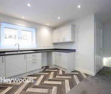 2 bedroom bungalow to rent - Photo 2