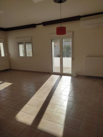 Διαμέρισμα για ενοικίαση Δελασάλ (Πεύκα) - Photo 3