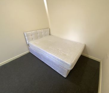 Baker Close, Long Eaton, NOTTINGHAM - Photo 4