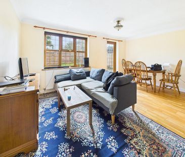 3 bedroom link detached house to rent - Photo 3